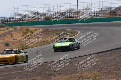 media/May-31-2025-CalClub SCCA (Sat) [[2c1a04e1ee]]/Race/Group 6/Turn 4b/